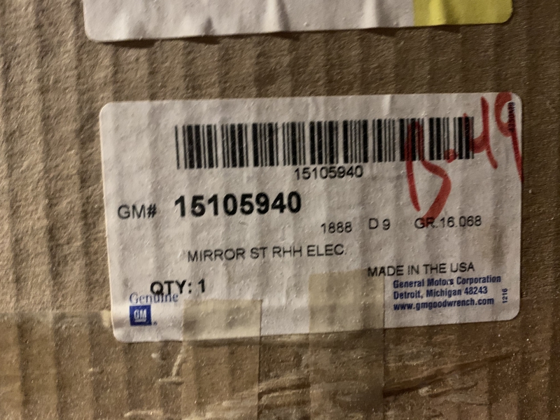 OEM GM Door Side Rear View Mirror Assy RH 98-05 Chevrolet GMC 15105940