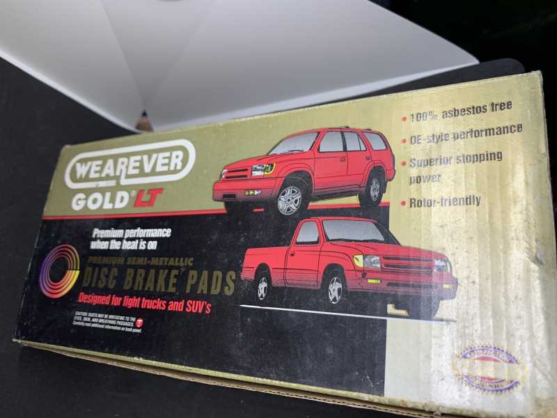 Wearever Silver Semi-Metallic Brake Pads - Rear (4-Pad Set)